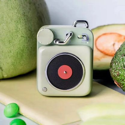 Retro Metal Pocket Phonograph Speaker